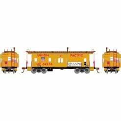 Athearn HO Bay Window Caboose, UP #24576 for Cabooses